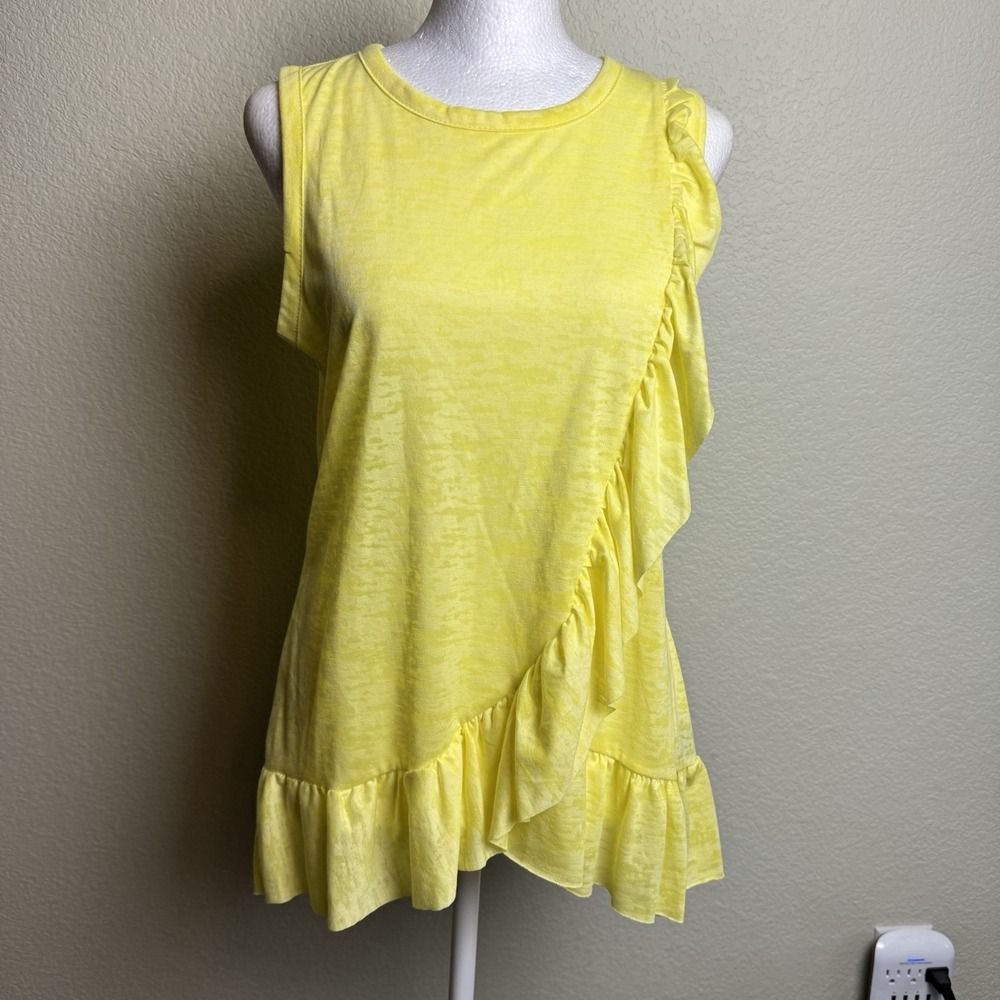 DG2 Diane Gilman Women's Top NWT Yellow Sleeveless Size S Ruffles Tank